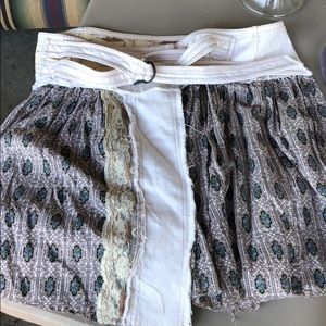 High waisted and belted boho skirt